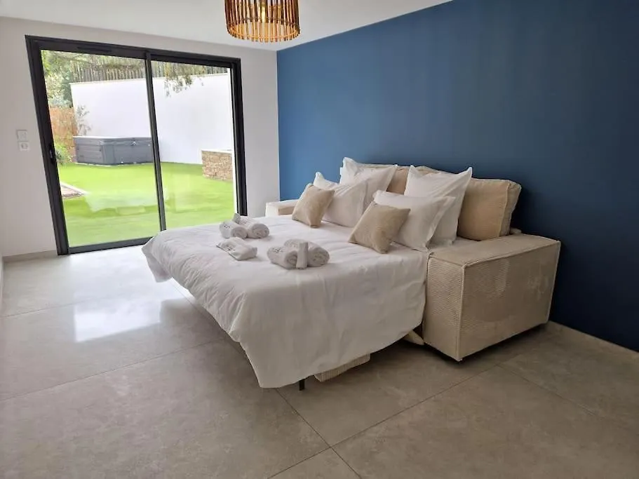 Magnifique Villa Neuve 12 Personnes Vue Mer La Garonnette-Plage 0*,  France